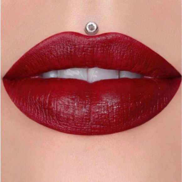 JEFFREE STAR COSMETICS Velvet Trap Lipstick In Designer Blood - Picture 2 of 7